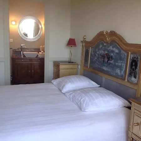 Le Clos Des Remparts Avec Vue Sur Chateau 4* Thouars