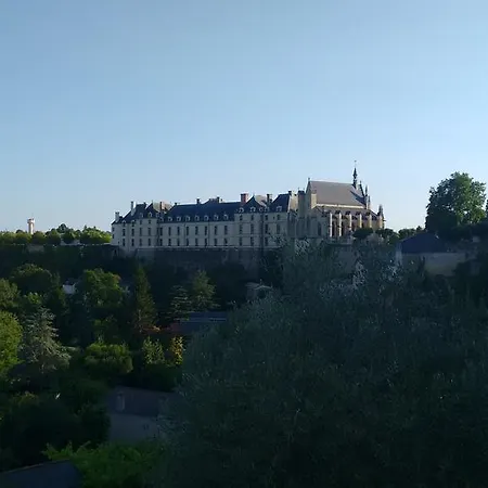 Panzió Le Clos Des Remparts Avec Vue Sur Chateau 4*